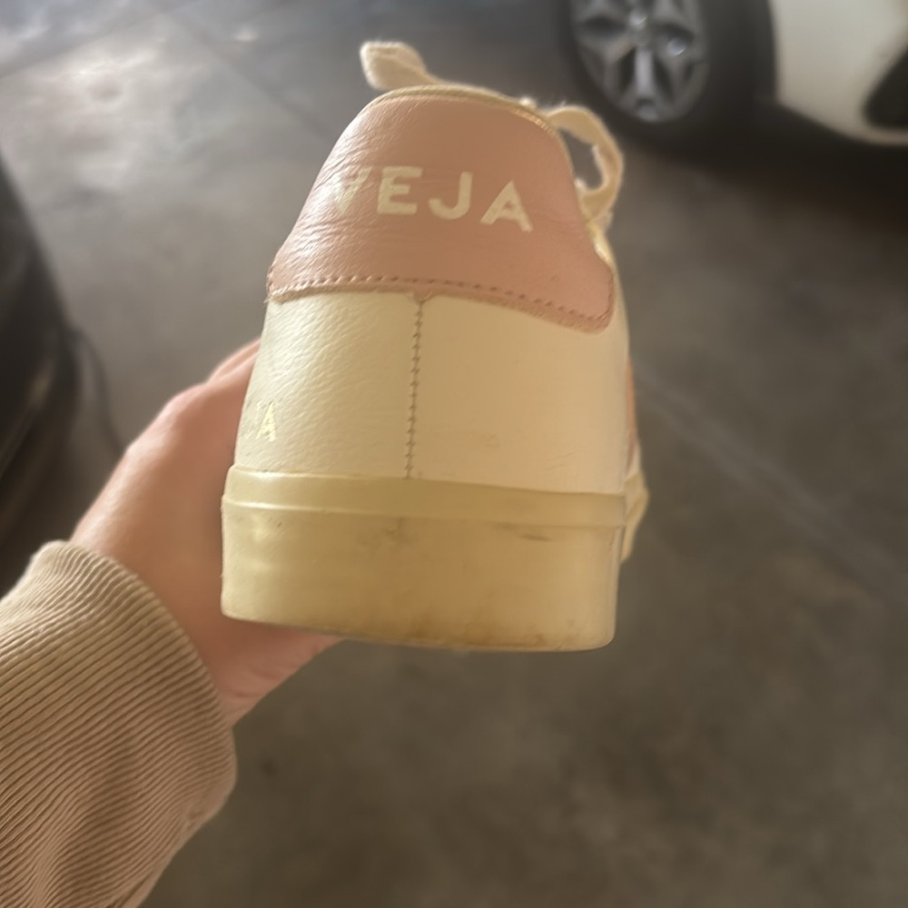 VEJA Logo Campo Leather Pink V Sneakers - Picture 13 of 15